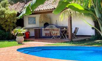 Imagem 2: Linda casa em estilo Buziano a 1 min da praia Ferradurinha