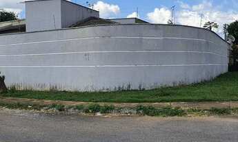 Imagem: Ótima casa, 3 quartos, esquina, grande