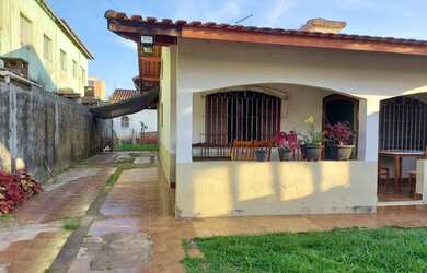 Imagem 3: Casa lado praia em Mongagua lote inteiro