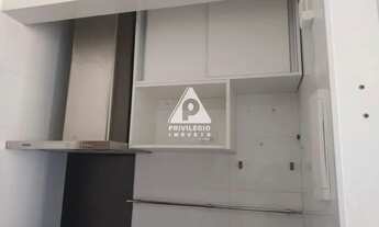 Imagem 4: Privilégio Imóveis vende: Excelente conjugado reformado e pronto para morar