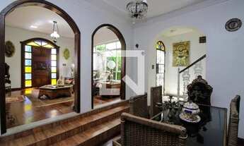 Imagem 6: Casa para Aluguel - Caiçaras, 4 Quartos, 300 m2