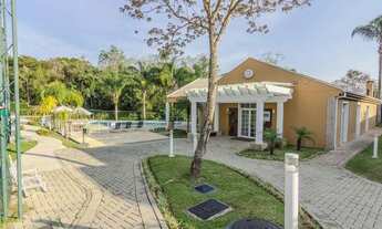 Imagem 2: Linda casa em condomínio fechado estilo Provençal com acessibilidade e elevador