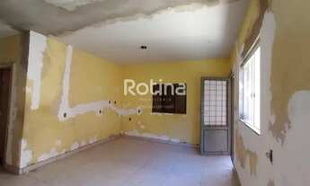 Imagem 5: Casa para alugar, 3 quartos, 1 suíte, 2 vagas, Presidente Roosevelt - Uberlândia/MG - R$ 1