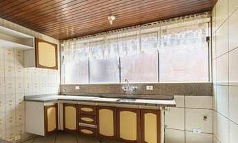 Imagem 4: Sobrado para aluguel possui 120 metros quadrados com 3 quartos em Água Verde - Curitiba