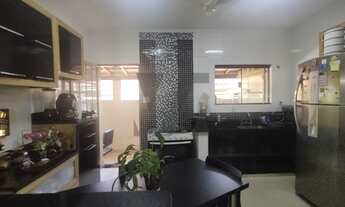 Imagem 2: Casa para venda com 204 metros quadrados com 3 quartos em Parque Alvorada - Araraquara - S