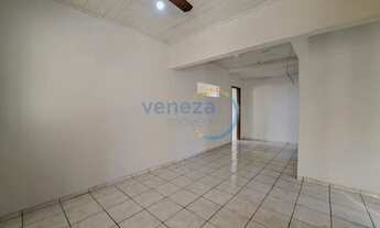 Imagem 4: Casa Residencial com 2 quartos para alugar por R$ 950.00, 156.96 m2 - PARIGOT DE SOUZA - L