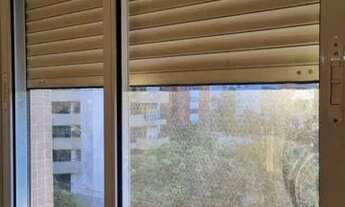 Imagem 7: Apto todo reformado sendo 2:dorm uma suíte, lavabo ,armários novos ,excelente local a 3 qu