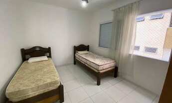 Imagem 3: Apartamento com 2 dormitórios à venda, 70 m² por R$ 380.000 - Pitangueiras - Guarujá/SP