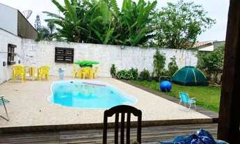 Imagem 6: Duas Lindas Casas a venda no Centro de Balneário Piçarras