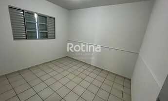 Imagem 6: Casa para alugar, 3 quartos, 1 suíte, 2 vagas, Laranjeiras - Uberlândia/MG - R$ 1.600,00