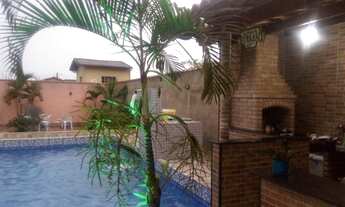 Imagem 6: Casa, praia e piscina