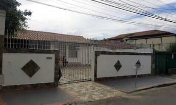 Imagem 1: Casa de 3 quartos no Itapoã