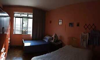 Imagem 5: More em Casa de 2 pavimentos em excelente localização no Cruzeiro