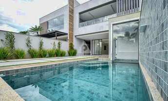 Imagem 3: Maravilhosa casa triplex com quatro suítes na Barra da Tijuca!