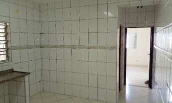 Imagem: Aluga-se casa com 3 comodo e uma lavanderia