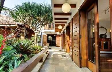 Imagem 2: Casa com 800m e 5 quartos no Jardim Leonor