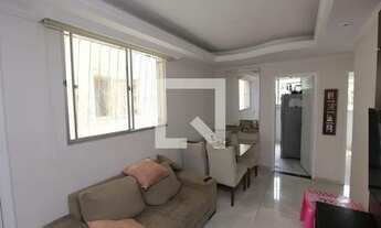 Imagem 3: Apartamento para Aluguel - Cabral, 2 Quartos, 57 m2