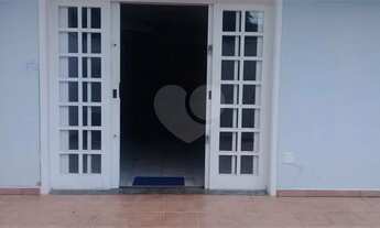 Imagem 4: Predio em área Central - terreno com 649,40 ms- const. 330,56 ms - R$ 2.900.000,00