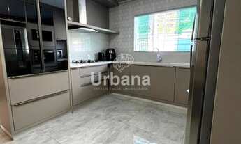 Imagem 6: Casa com 3 dormitórios no bairro São Luis em Jaraguá do Sul