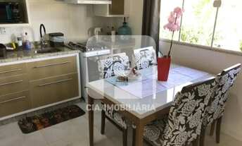 Imagem 2: FLORIANóPOLIS - Casa Padrão - Carvoeira