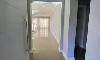 Imagem 6: Casa Agradável Para Venda ou Locação no Residencial 4, Alphaville