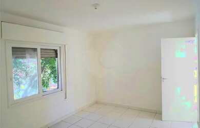 Imagem 3: Apartamento com 2 dormitórios, fica a 260 metros do metrô Santana, Zona Norte -SP