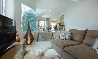 Imagem 4: Casa de condomínio para venda tem 324 metros quadrados com 4 quartos