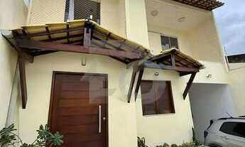 Imagem 2: Casa de 200m² no Bairro Jabotiana, Conjunto Santa Lúcia com 4 Quartos, 3 Banheiros e 2 Gar