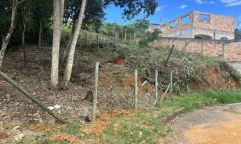 Imagem: Vende-se lote em Congonhas Mg