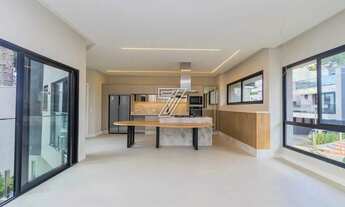 Imagem 3: Sobrado para venda com 294 metros quadrados com 3 quartos em Santo Inácio - Curitiba - PR