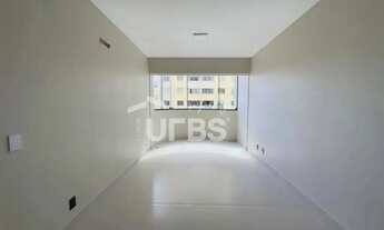 Imagem 1: Apartamento de 2 quartos completamente reformado a 1 quarteirão da T-63