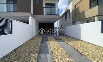 Imagem: Casa Nova com 3 Suítes e Excelente Posição