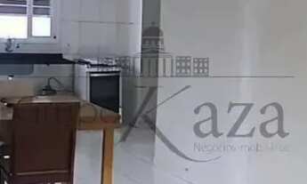 Imagem 2: Casa com Piscina - Jardim Interlagos - 3 Dormitórios - 150m²