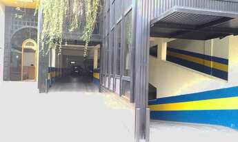 Imagem 4: Oportunidade única para investir em um imóvel comercial de alto padrão! Esta deslumbrante