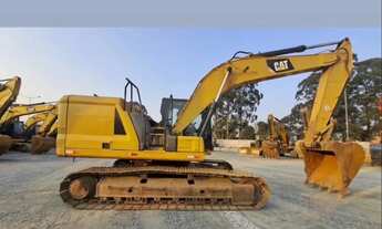 Imagem: Escavadeira Hidráulica caterpillar 320