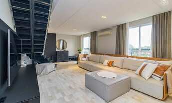 Imagem 4: Cobertura duplex luxuosa e mobiliada