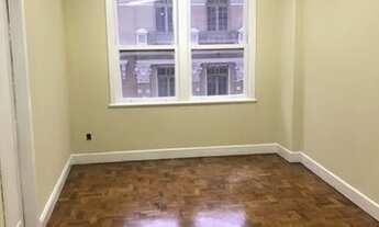 Imagem 2: Escritório de 19 m ² a 60 metros da estação República do Metrô