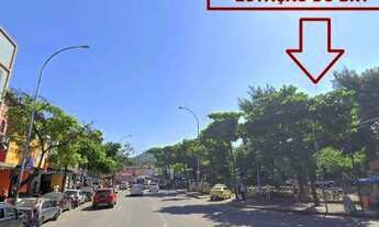 Imagem 2: Prédio comercial inteiro com loja e salas/depósito em frente a rodoviária de Campo Grande