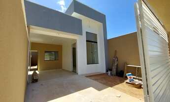 Imagem 2: Vende imóvel, Novo, 3/4, sendo 1 suíte, garagem coberta, localizado no Ville de France, pr