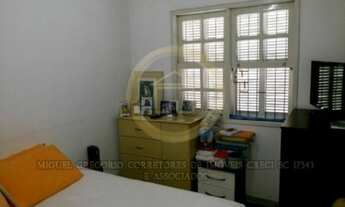 Imagem 4: Casa térrea com 04 dormitórios sendo 2 suítes, 01 banheiro social, garagem, churrasqueira