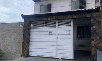 Imagem: Sobrado de ESQUINA com ótima localização