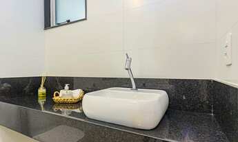 Imagem 2: Apartamento para venda com 2 quartos e 1 suíte em Laranjeiras - Rio de Janeiro - RJ