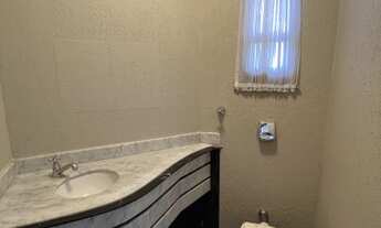 Imagem 3: Apartamento para aluguel possui 190 metros quadrados com 4 quartos