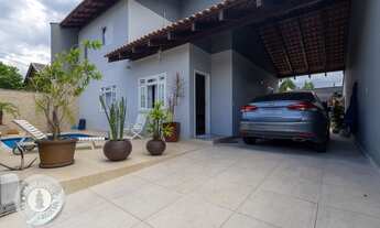 Imagem 2: Conforto, lazer e mobilidade resumem esta belíssima casa localizada no bairro Água Verde e