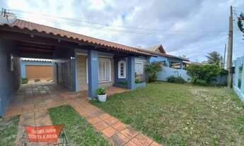 Imagem 3: Bela residência localizada no Centro de Imbé