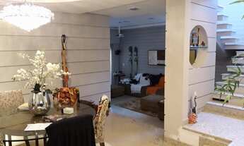 Imagem 4: Casa Alto Padrão com Piscina na Região Central - Apucarana - PR