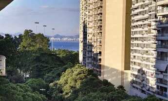 Imagem 2: Reformado, andar alto lateral mar e claro