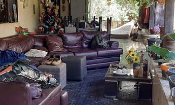 Imagem 7: Chácara para venda possui 40000 metros quadrados com 3 quartos