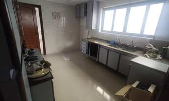 Imagem 2: Casa para Locação em Santana de Parnaíba, Alphaville, 5 dormitórios, 3 suítes, 5 banheiros