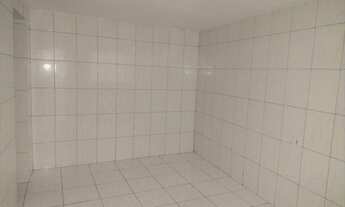 Imagem 2: Casa de 2 cômodos com quintal próximo do mercado Bem Barato